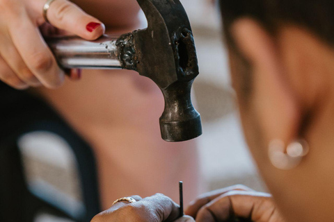 Uluwatu: Aula e workshop de prata Krisna