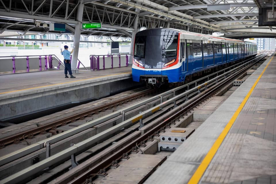 Bangkok: BTS Skytrain One-Day Pass | GetYourGuide