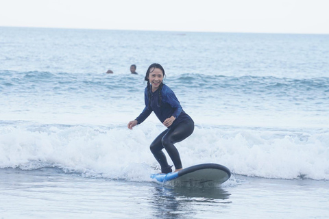 Kuta/Bali: Prywatne lekcje surfingu dla początkujących i średniozaawansowanychPoziom początkujący bez transferu