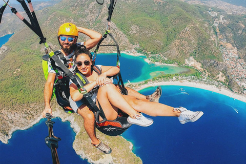 From Antalya: Ölüdeniz Paragliding w/Hotel Transfer & Lunch From Antalya: Ölüdeniz Paragliding w/Private Transfer