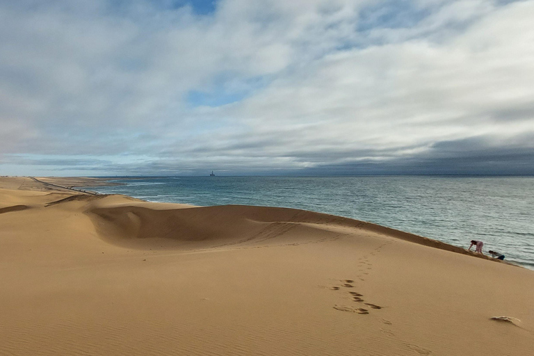 Swakopmund: Namib Dunes Sundowner with Snacks and Drinks