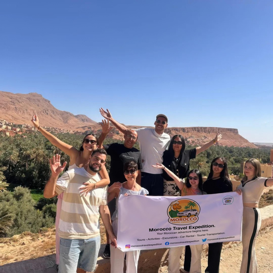 Marrakech : visite privative de 5 jours à Fès avec campement dans le désert - bivouac