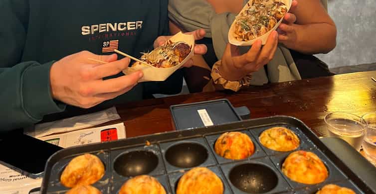 Osaka Sake Tasting with Takoyaki Cooking photo 8