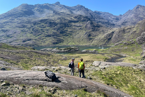 Isle of Skye: Loch Coruisk Boat Trip and Fairy Pools Tour
