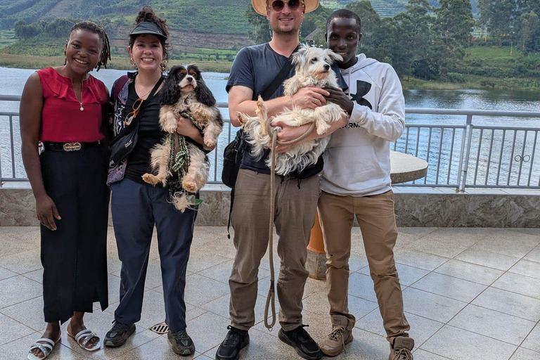 3-Day Bwindi Gorillas & Queen Elizabeth from Kabale-Bunyonyi 3-Day Lake Bunyonyi, Bwindi Gorilla & Queen Safari