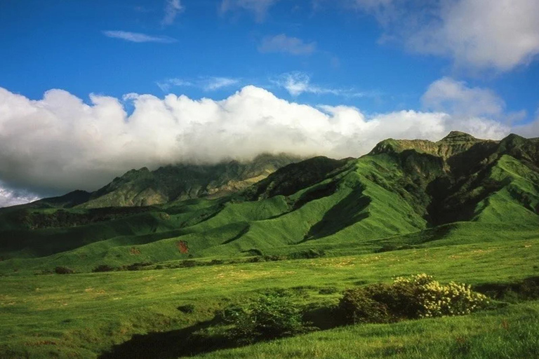 Fukuoka: Mt. Aso Volcano, Kusasenri & Grasslands Day Tour 7:40 Hakata Station Chikushi Exit Lawson Meetup