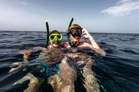 Prywatny rejs wycieczkowy: Odkryj Błękitną i Kryształową Lagunę Comino