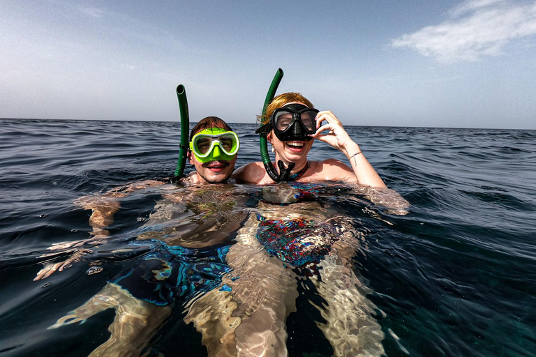 Prywatny rejs wycieczkowy: Odkryj Błękitną i Kryształową Lagunę Comino