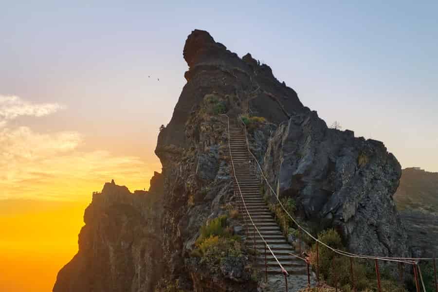 Madeira: Pico do Arieiro: „Stairway to Heaven“-Erlebnis. Foto: GetYourGuide Madeira: Pico do Arieiro: „Stairway to Heaven“-Erlebnis. Foto: GetYourGuide
