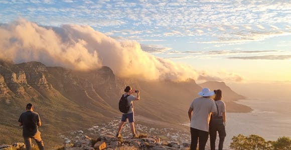 Kapstadt: Geführte Wanderung zum Sonnenaufgang und Sonnenuntergang auf dem Lion's Head