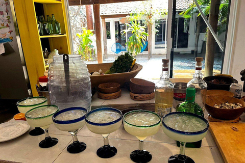 Huatulco: Oaxacan Cooking Class with Market Tour & Meal