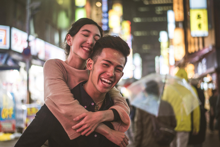 Tokyo: Shinjuku Private Photoshoot with optional video reel Standard: 20 photos | 30 mins