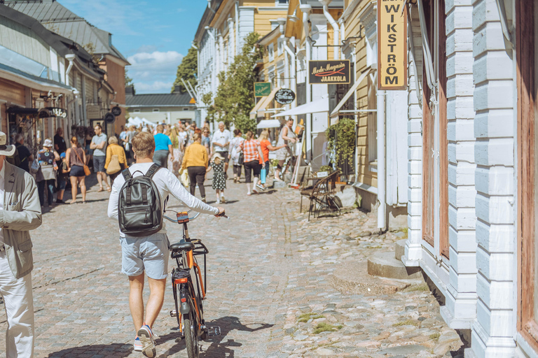 Helsinki: Medieval Porvoo Private Premium Half-Day Tour