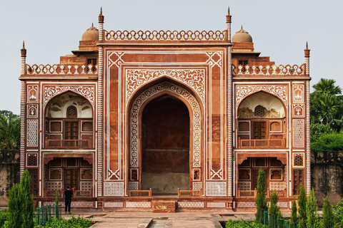 From Delhi: Private Taj Mahal Sunrise Tour by Car From Delhi: Private AC Vehicle & Expert Guide