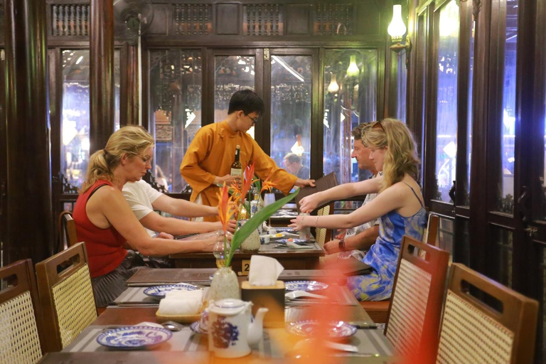 Hue Royal Dinner: Heritage Cuisine & Folk Music Show