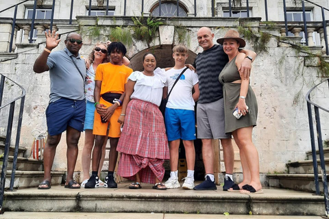 Tour nocturno de la Laguna Luminosa y la Casa Grande de Rose HallDesde Montego Bay