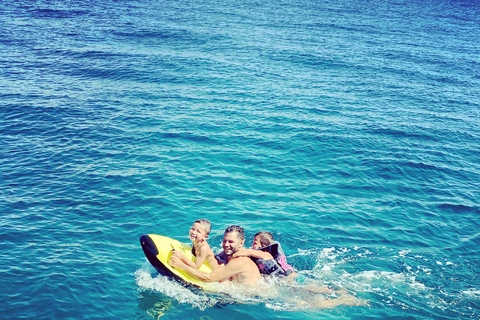 Cannes: Luxury Yacht Cruise to Lerins Islands Cannes: Luxury Yacht Cruise to Lerins Islands - 4H