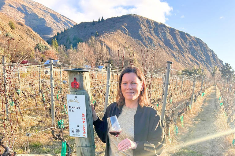 Queenstown: 2 Wine Regions & Wine Cave Tour - Local NZ Guide