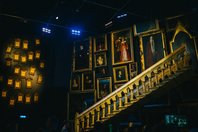 London: Harry Potter Tour in a Tesla Model X