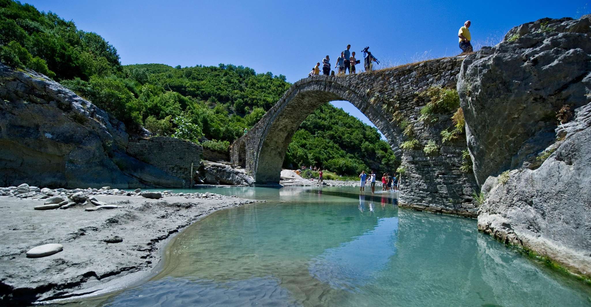Permet, Vjosa Rafting ve Termal Banyolar - Hizvo