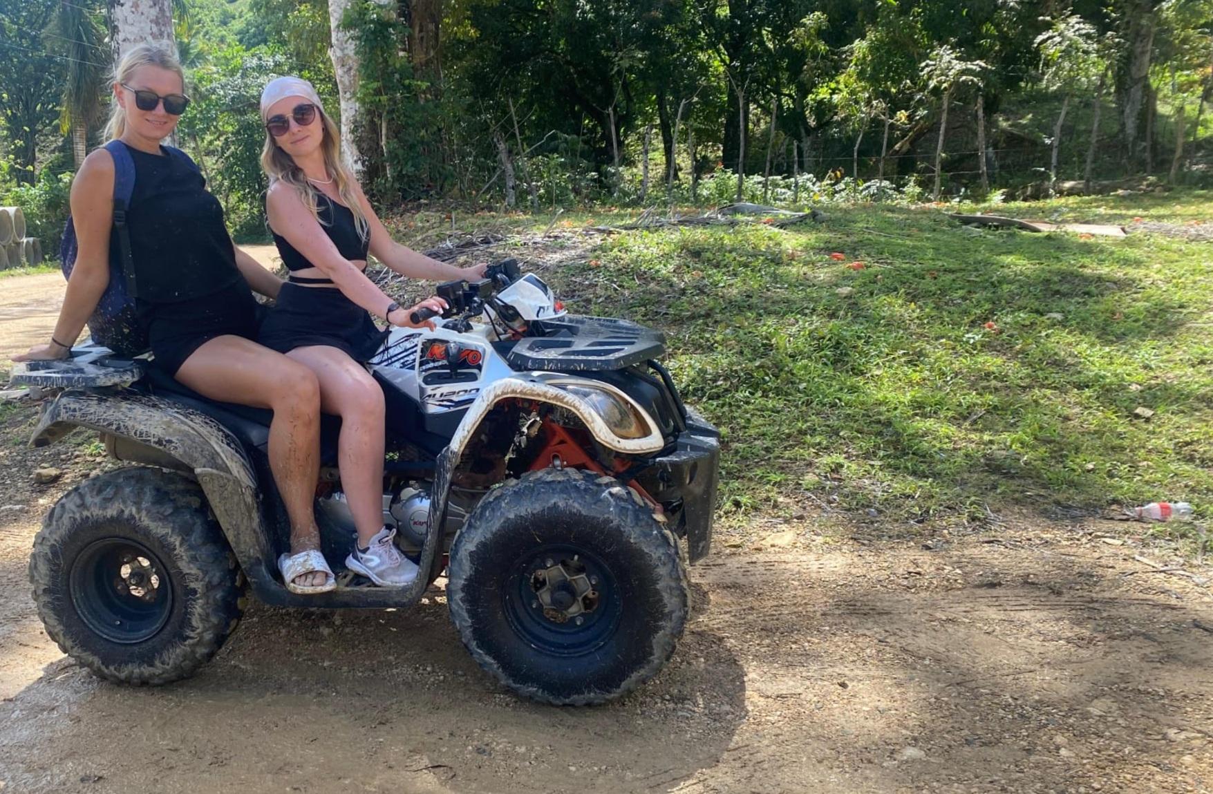 Ab Las Terrenas: Los Haitises mit Quad, Kajaks, Höhlen und Becken