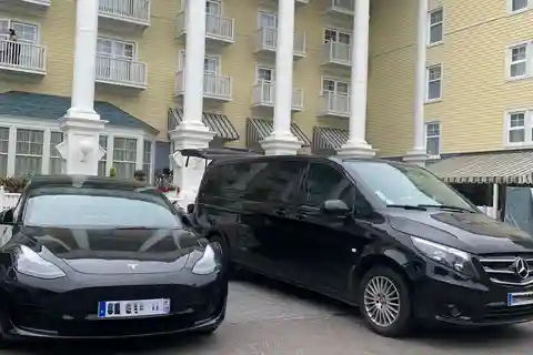 Privat transfer Orly till hotell i Paris - Vice Versa