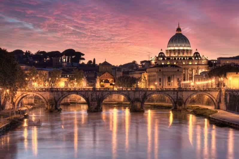 Roma: tour nocturno en carrito de golf con recogida gratis