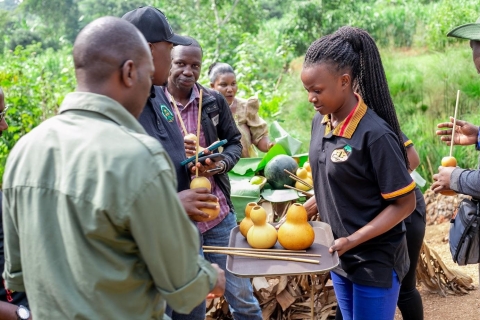 1 Tag Uganda Kultur & Farm Erfahrung
