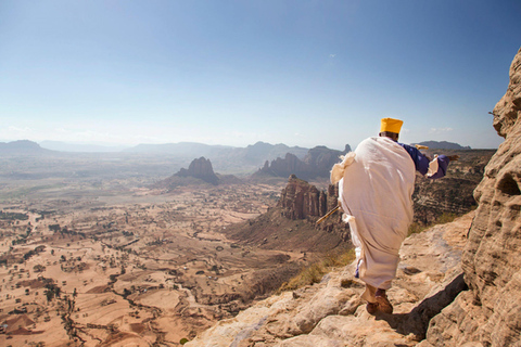 Antike Wunderwerke erforschen: Eine 3-tägige Tour zu den Geralta-Kirchen