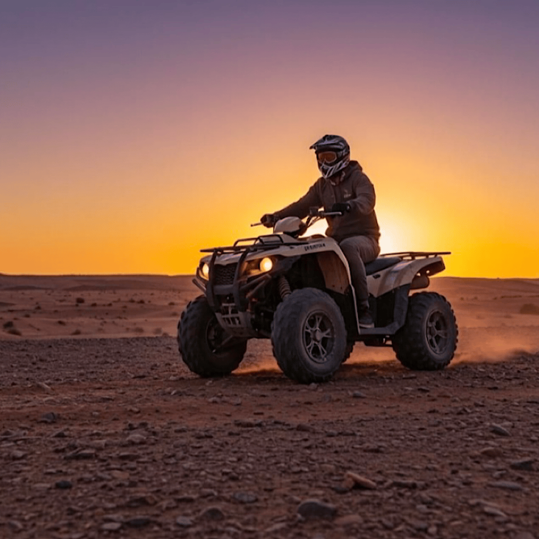 Agafay-woestijn: quadrijden, kamelenrit, zonsondergang en dinershow