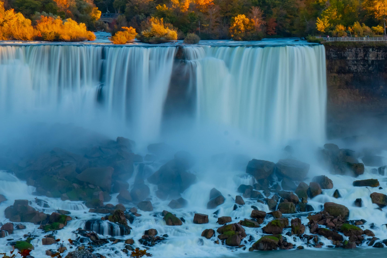 Maid of the Mist &amp; Jetboat Ride + Lunch (Ice cream Included)Niagara Falls USA Extravaganza: Full Day Adventure