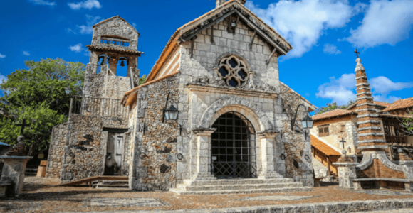 Punta Cana: Altos de Chavón, Cave of Wonders, & Rum Tour