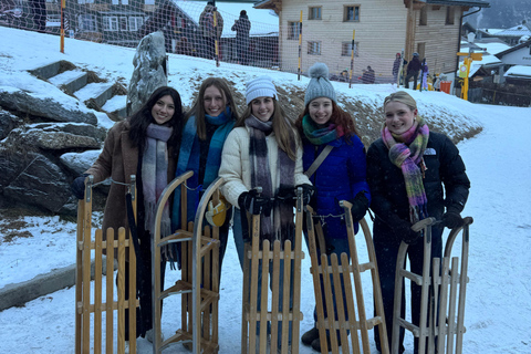 Interlaken: Sunset Sledding Adventure & Swiss Cheese Fondue Interlaken: Sunset Sledding & Fondue Dinner in Mürren