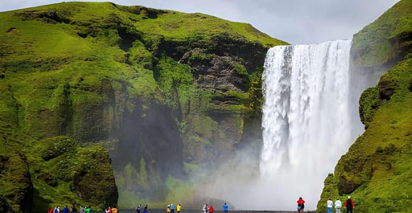 South Coast Tour in Small Group: Waterfalls & Black Beach