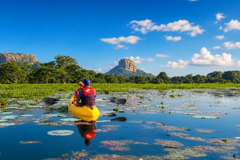 Sigiriya: Village Tour With Kayaking & Cooking Experience