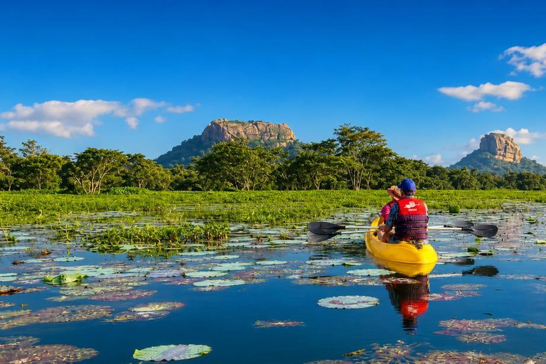Sigiriya: Village Tour With Kayaking & Cooking Experience