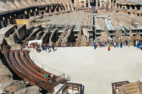 Visita al Coliseo Subterráneo y a la Antigua Roma con acceso ilimitado