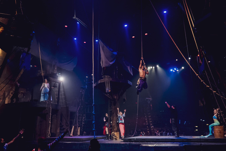 Orlando: Pirates Dinner Adventure Show Deluxe Package