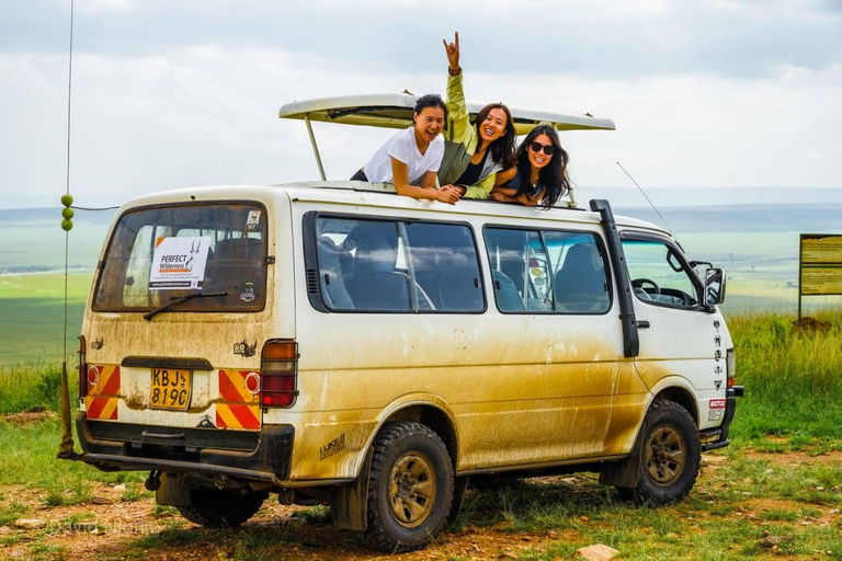 Overnachting op saltlick safari vanuit Mombasa