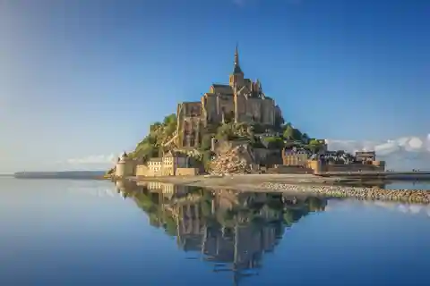 From PARIS: Round Trip Transfer to MONT SAINT MICHEL
