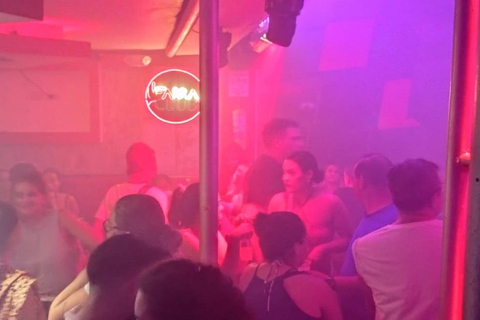 Cartagena: Party on a typical bus crossing the city