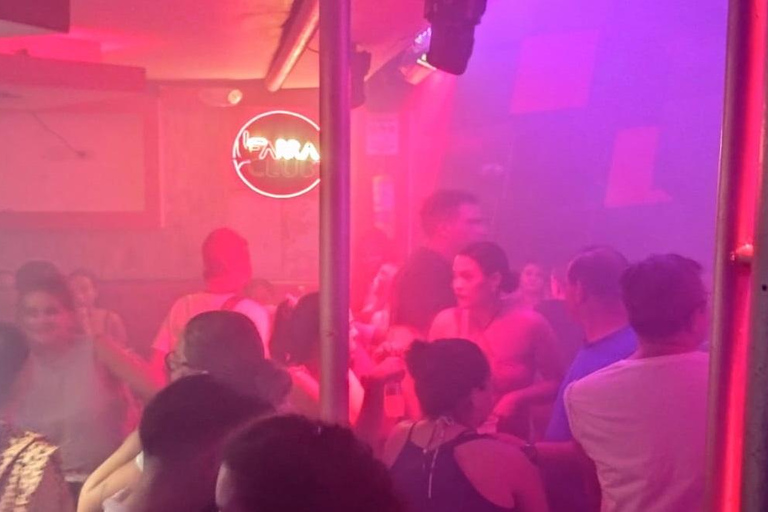 Cartagena: Party on a typical bus crossing the city