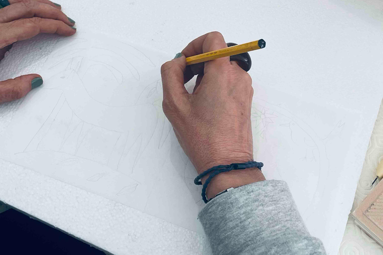 Paint Your Tile and Create Your Unique Piece in an Art Gallery in Lisbon Paint Your Own Tile and Create Your Unique Piece in an Art Gallery in Lisbon