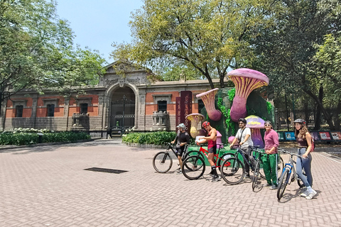 Mexico City: Discover the secret gems of Chapultepec by bike Mexico City: Discover the hidden gems of Chapultepec by bike