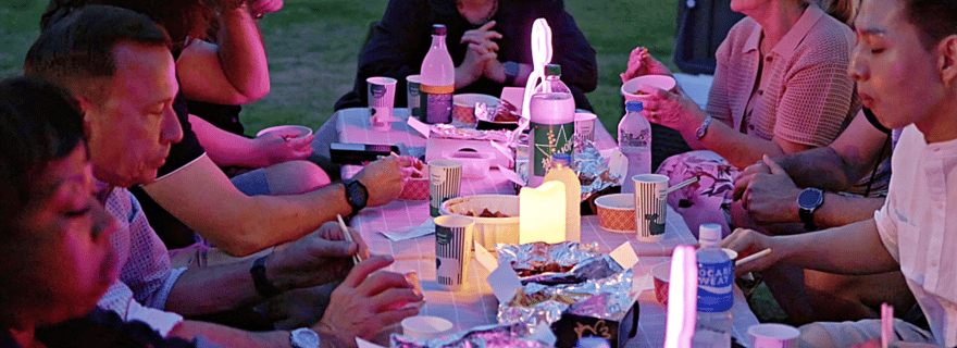 Séoul : pique-nique nocturne sur le fleuve Han et jeux avec croisière