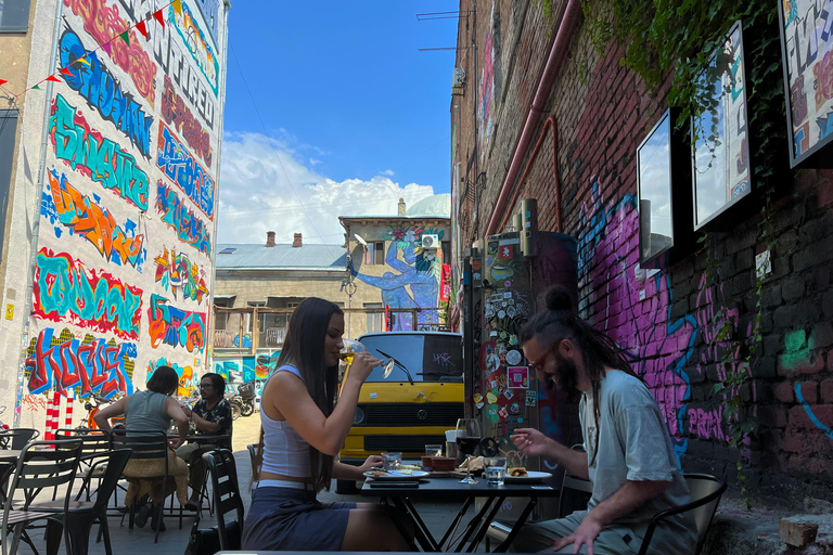 Tbilisi: 2 uur durende Georgische voedseltour (All-inclusive)Tbilisi: 2 uur durende XXXL voedseltour (all-inclusive)