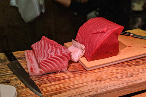 Tour gastronómico del Mercado de Pescado de Tsukiji en grupo reducidoVisita gastronómica en grupo reducido al Mercado de Pescado de Tsukiji