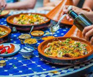 Sabores de Fez: Visita ao mercado e uma aula prática de culinária.