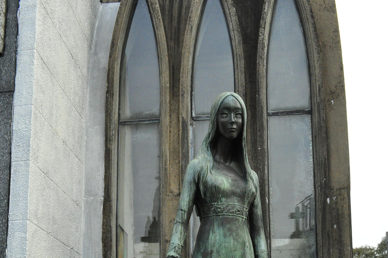 Buenos Aires: Recoleta Cemetery Guided Tour