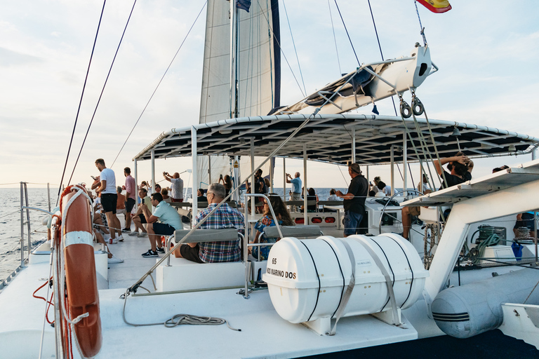 Dénia: Daytime or Sunset Catamaran Cruise Sunset Sailing Catamaran Cruise with Net Seating